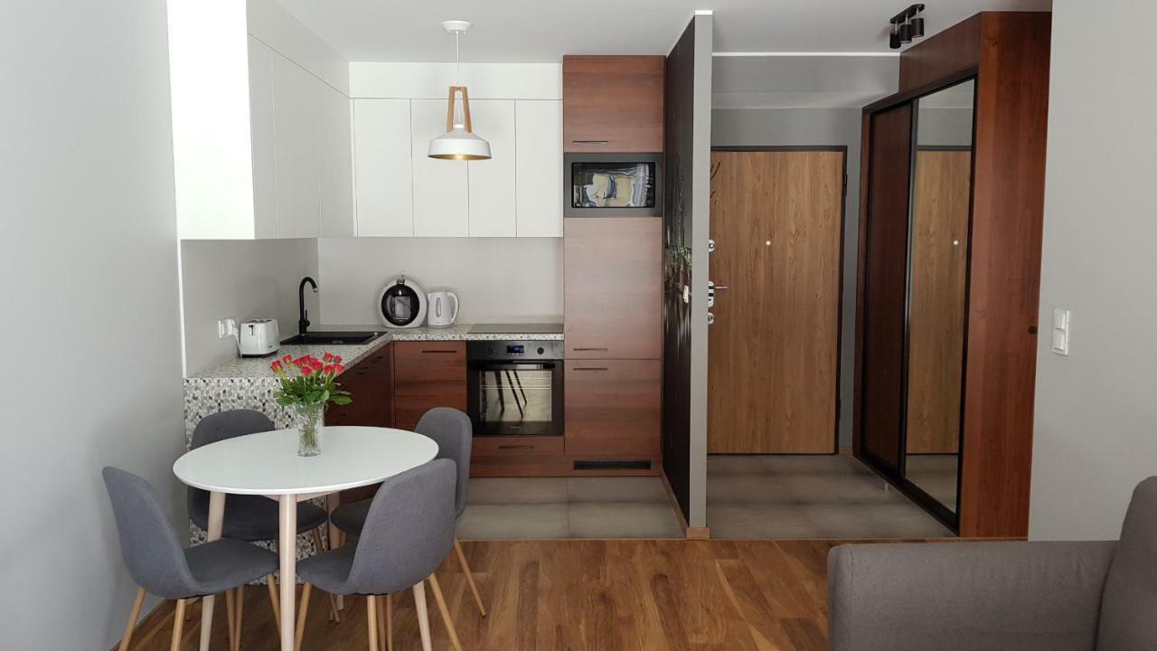 Apartment 100M From Old Town And Marina — Photos 3
